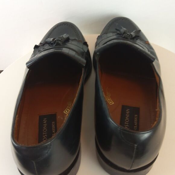 Bostonian classics black leather tassel loafers - Picture 13 of 17